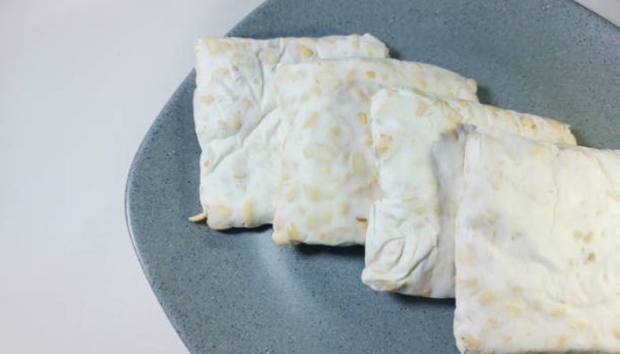 Benarkah Tempe Mentah Lebih Sehat? Cek Faktanya Di Sini