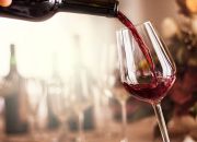 Manfaat & Risiko Minum Anggur Merah Setiap Hari